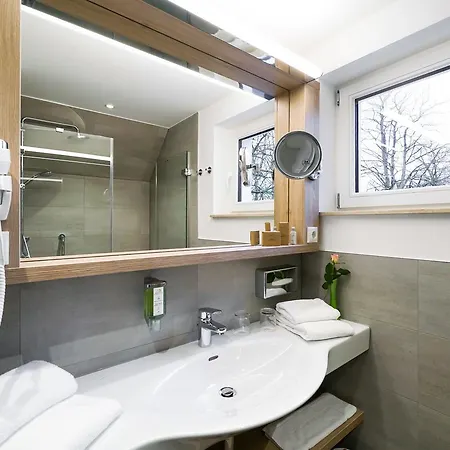 Ringhotel Warnemünder Hof 4*
