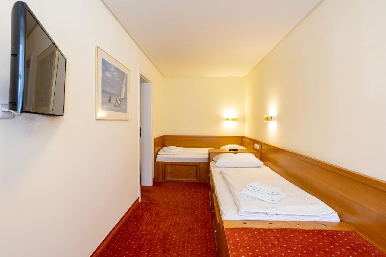 Ringhotel Warnemuender Hof 4*