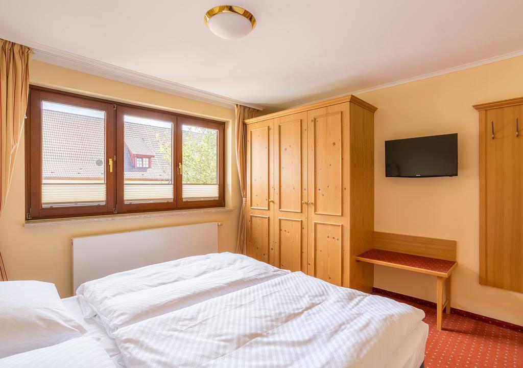 Ringhotel Warnemuender Hof Hotel 4*