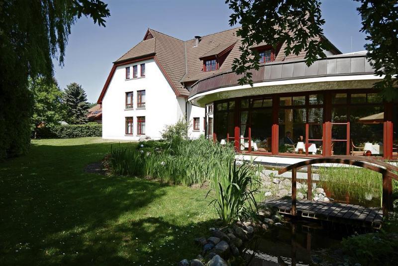 Hotel Ringhotel Warnemuender Hof 4*