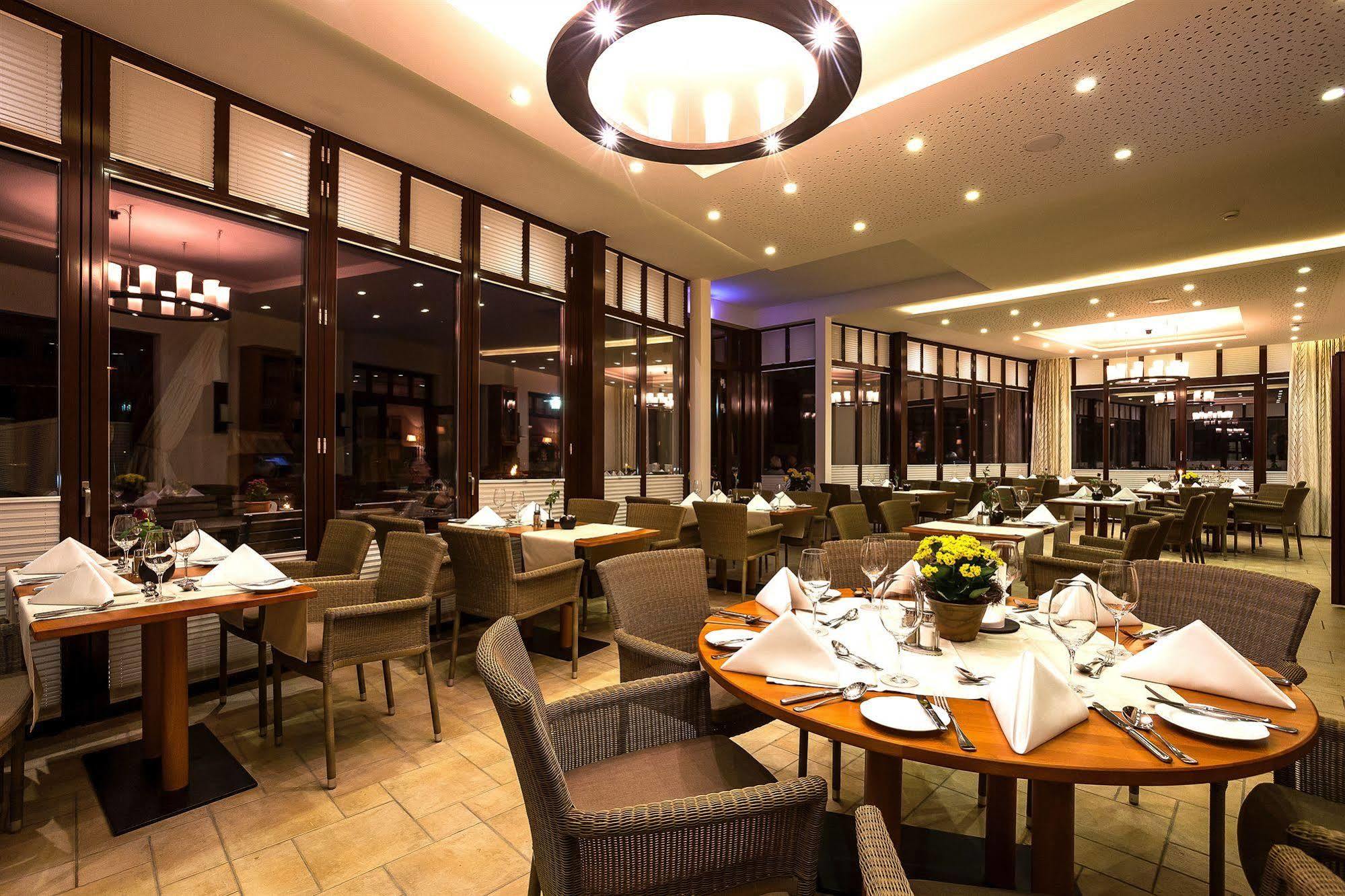 Ringhotel Warnemünder Hof 4*